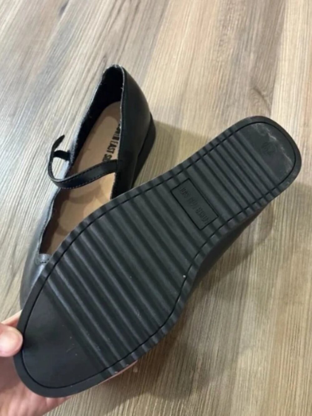 Perfect Y2K flats - Picture 3 of 3